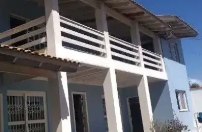 Casa com 4 quartos à venda na rua marquês do maricá, 444, vila nova, porto alegre por r$ 1.300.000