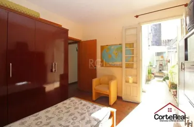 Apartamento com 2 quartos à venda na rua ernesto da fontoura, 990, são geraldo, porto alegre por r$ 179.000