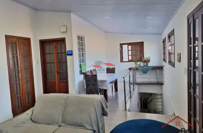 Casa com 2 quartos à venda na acesso marcelino barski, 162, jardim itu sabará, porto alegre por r$ 530.000