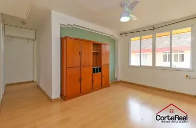 Apartamento com 2 quartos à venda na plinio brasil millano, 2179, auxiliadora, porto alegre por r$ 235.000