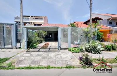 Casa com 3 quartos à venda na rua heitor kramer, 321, guarujá, porto alegre por r$ 530.000