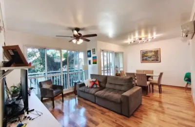Apartamento com 3 suítes, gabinete, 2 vagas de garagem, no centro de canoas