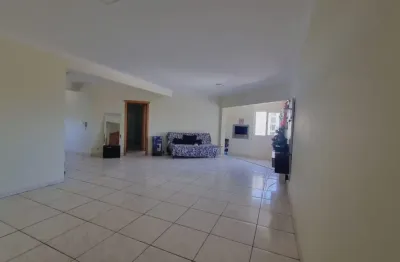 Apartamento com 2 dormitórios, suíte, 1 vaga de garagem, no Centro de Canoas
