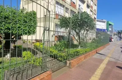 Apartamento térreo com 2 dormitórios, 1 vaga de garagem, no Centro de Canoas