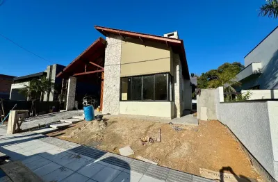 Casa  para venda tem 197 metros quadrados com 3 quartos em forquilhas - são josé - sc