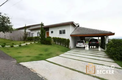 Casa para venda e locação com 4 quartos no condomínio mirante do vale