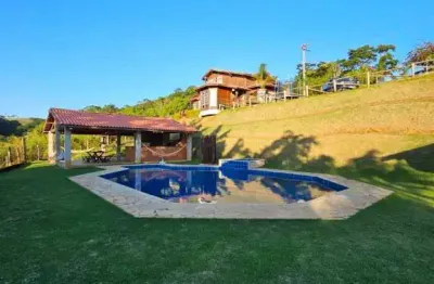 Chácara com 3333m2 no condomínio recanto dos pássaros