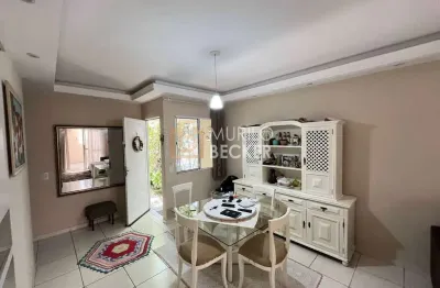 Casa em condomínio 3 quartos, sendo 1 suite, 90 metros, a venda
