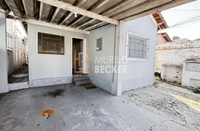 Casa com 3 quartos para alugar na Avenida Vinte e Três de Maio, Vila Maria, São José dos Campos
