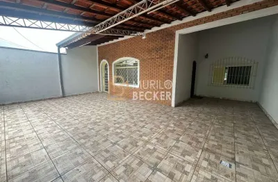 Casa com 3 quartos para alugar na Rua Icatu, Conjunto Residencial Trinta e Um de Março, São José dos Campos