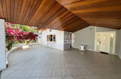 Casa em condomínio, com edícula, 4 quartos, 2 banheiros, à venda - urbanova