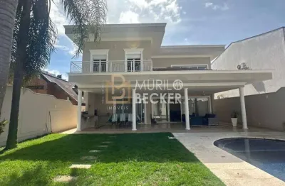 Casa em condomínio a venda com 4 quartos 500m2 - no Bairro Colinas