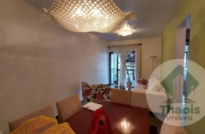 Apartamento, 3 dormitórios, sendo uma suíte, sala ampla para 2 ambientes com sacada