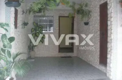 Casa com 3 quartos à venda na rua clarimundo de melo, encantado, rio de janeiro, 123 m2 por r$ 490.000