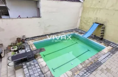 Casa com 3 quartos à venda na rua ibira, jacaré, rio de janeiro, 380 m2 por r$ 715.000