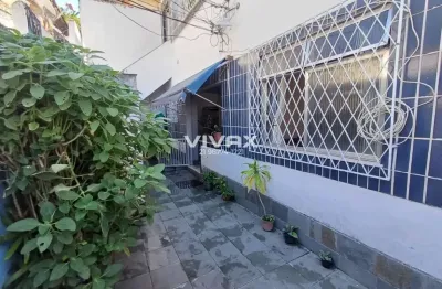 Casa com 2 quartos à venda na rua pompílio de albuquerque, encantado, rio de janeiro, 65 m2 por r$ 180.000