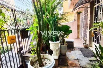 Casa com 3 quartos à venda na rua josé vicente, grajaú, rio de janeiro, 230 m2 por r$ 732.000