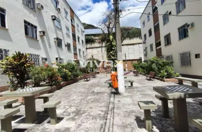 Apartamento com 2 quartos à venda na rua violeta, água santa, rio de janeiro, 50 m2 por r$ 180.000