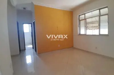 Apartamento com 2 quartos para alugar na Rua Pernambuco, Engenho de Dentro, Rio de Janeiro, 72 m2 por R$ 1.100