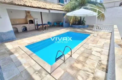 Casa com 3 quartos à venda na Rua Oito de Setembro, Cachambi, Rio de Janeiro, 271 m2 por R$ 999.000