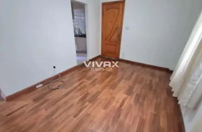 Apartamento com 2 quartos à venda na Rua Miguel Ângelo, Cachambi, Rio de Janeiro, 52 m2 por R$ 210.000