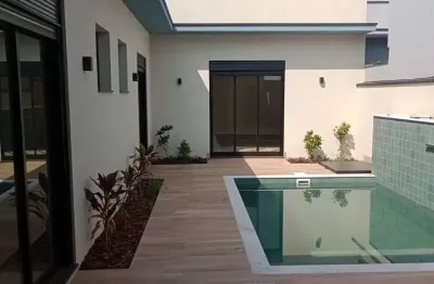 Quer morar em uma casa de alto padrão com conforto e privacidade? essa é a oportunidade perfeita para você!
