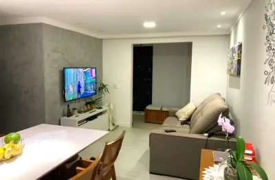 Apartamento de 67m², frente rua e sol da manhã, à venda no condomínio cores azul