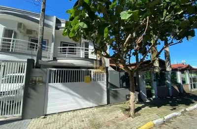 Casa com 4 quartos à venda em Meia Praia, Itapema 