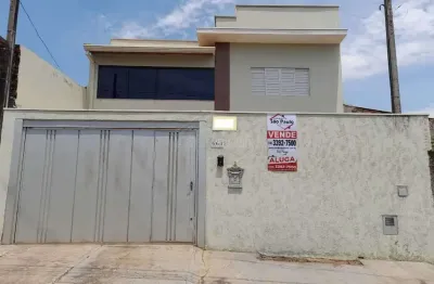 Casa com 3 quartos à venda na avenida nestor fernandes, 661, jardim luiz ometto i, américo brasiliense, 185 m2 por r$ 400.000