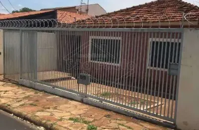 Casa com 2 quartos à venda na avenida ibitinga, 480, jardim quitandinha, araraquara, 88 m2 por r$ 250.000