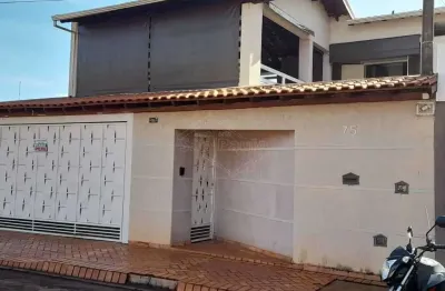Casa com 3 quartos à venda na avenida alfredo trentim, 75, nova santa lúcia, santa lúcia, 294 m2 por r$ 550.000