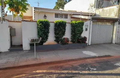 Casa com 2 quartos à venda na avenida júlio prestes de albuquerque, 471, jardim mangiacapra, araraquara, 232 m2 por r$ 420.000