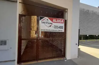 Casa com 3 quartos para alugar na rua carlos gomes, 1846, centro, araraquara, 223 m2 por r$ 2.800