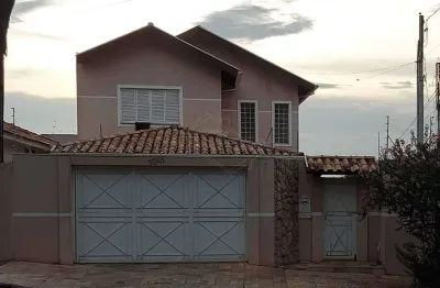 Casa com 4 quartos à venda na rua manoel rodrigues jacob, 1041, jardim santa angelina, araraquara, 273 m2 por r$ 850.000