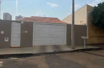Casa com 3 quartos à venda na rua dulcindo zambelo brendolan, 282, jardim morumbi, araraquara, 258 m2 por r$ 650.000