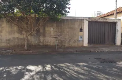 Casa com 3 quartos à venda na rua tenente joaquim nunes cabral, 1948, vila nossa senhora do carmo, araraquara, 284 m2 por r$ 530.000
