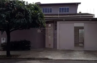 Casa com 3 quartos à venda na avenida abel américo machado fontenelli de oliveira, 552, residencial cambuy, araraquara, 196 m2 por r$ 690.000
