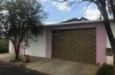 Casa com 3 quartos à venda na rua joão mascia, 326, jardim aclimação, araraquara, 264 m2 por r$ 950.000