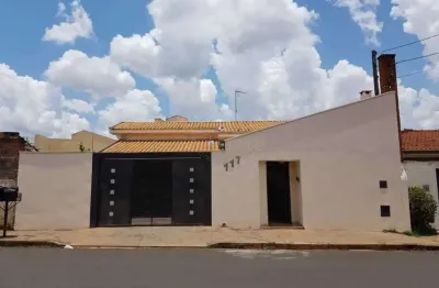 Casa com 2 quartos à venda na avenida nicolau spadafora, 117, nova vila cerqueira, américo brasiliense, 129 m2 por r$ 650.000