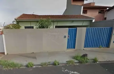 Casa com 4 quartos à venda na avenida espanha, 1582, centro, araraquara, 176 m2 por r$ 530.000
