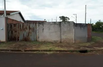 Terreno à venda na avenida uchôa, jardim américa (vila xavier), araraquara por r$ 127.000