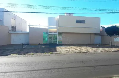 Prédio com 7 salas à venda na avenida bento de abreu, 447, jardim primavera, araraquara, 591 m2 por r$ 4.200.000