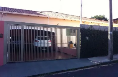 Casa com 3 quartos à venda na avenida pio lourenço corrêa, 900, jardim santa angelina, araraquara, 211 m2 por r$ 680.000