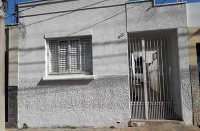 Casa com 2 quartos à venda na avenida carlos batista magalhães, 43, vila xavier (vila xavier), araraquara, 105 m2 por r$ 205.000