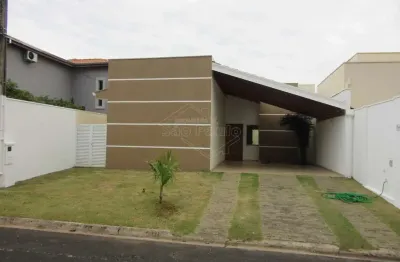 Casa em condomínio fechado com 3 quartos à venda na avenida sargento-polícia militar luiz pércio damásio, 94, jardim dos flamboyants, araraquara, 169 m2 por r$ 850.000