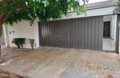 Casa com 3 quartos à venda na avenida dr. carlos chagas, 393, jardim marivan, araraquara, 225 m2 por r$ 450.000
