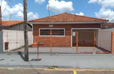Casa com 3 quartos à venda na avenida cientista frederico de marco, 1612, jardim floridiana (vila xavier), araraquara, 239 m2 por r$ 320.000