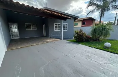 Casa em condomínio fechado com 3 quartos para alugar na avenida trindade madrid romera cucci, 340, jardim dos flamboyants, araraquara, 158 m2 por r$ 3.500