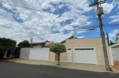 Casa com 4 quartos à venda na avenida pedro galeazi, 771, jardim das roseiras, araraquara, 356 m2 por r$ 1.200.000