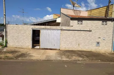 Casa com 3 quartos à venda na avenida prof. dr. joel c. rosa martins, 385, jardim santa lúcia, araraquara, 134 m2 por r$ 240.000